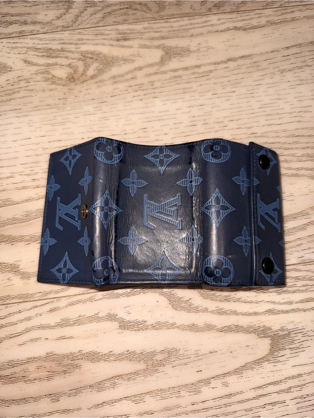 Louis Vuitton Pilot Trifold Wallet Aerogram Blue Leather Authentic